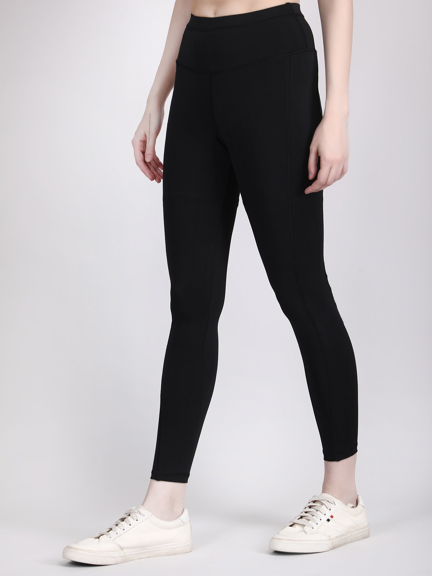 black-leggings